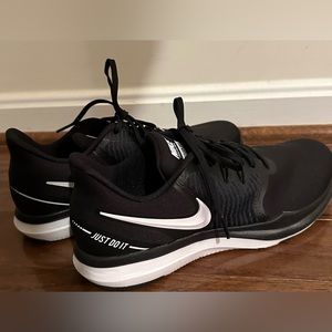 Like New Nike women’s 9 1/2